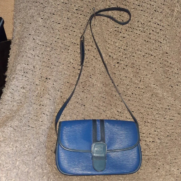 Vtg GUY LAROCHE-2 Tone Blue Textured Leather-Magnetic Flap-Cross/Shoulder Bag-EX - Picture 1 of 8